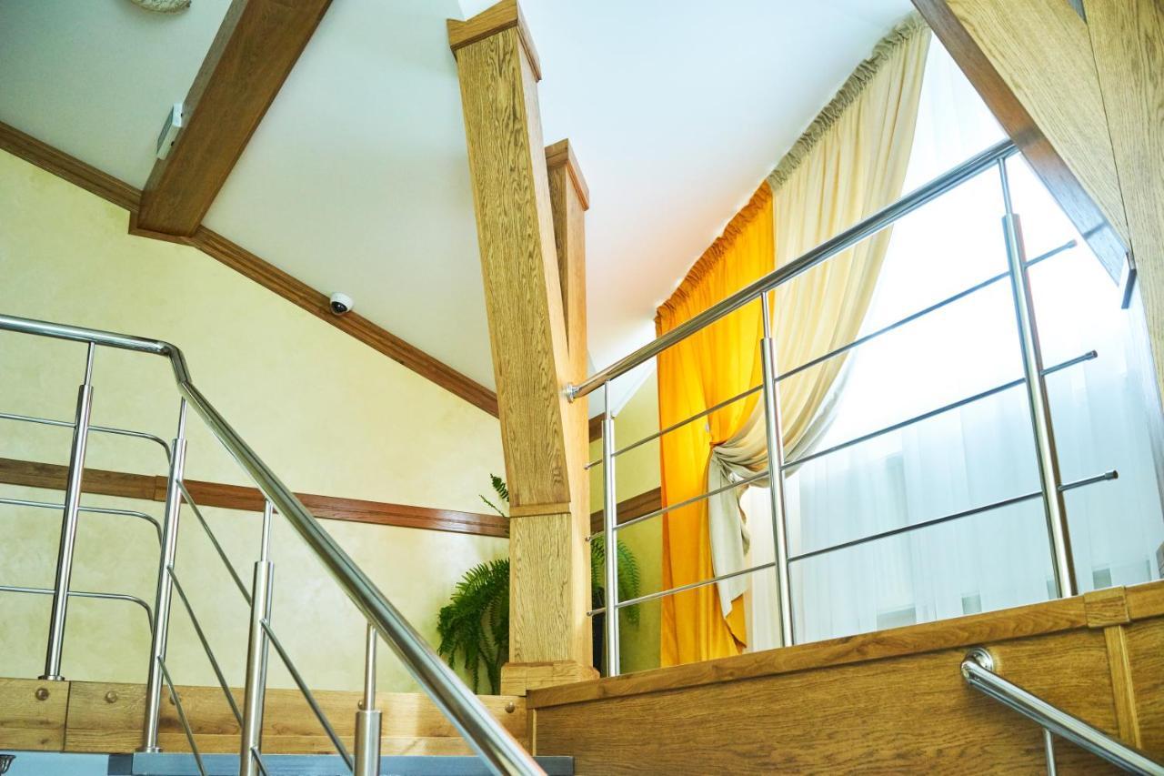 Hotel Східний Berezhany Exterior foto