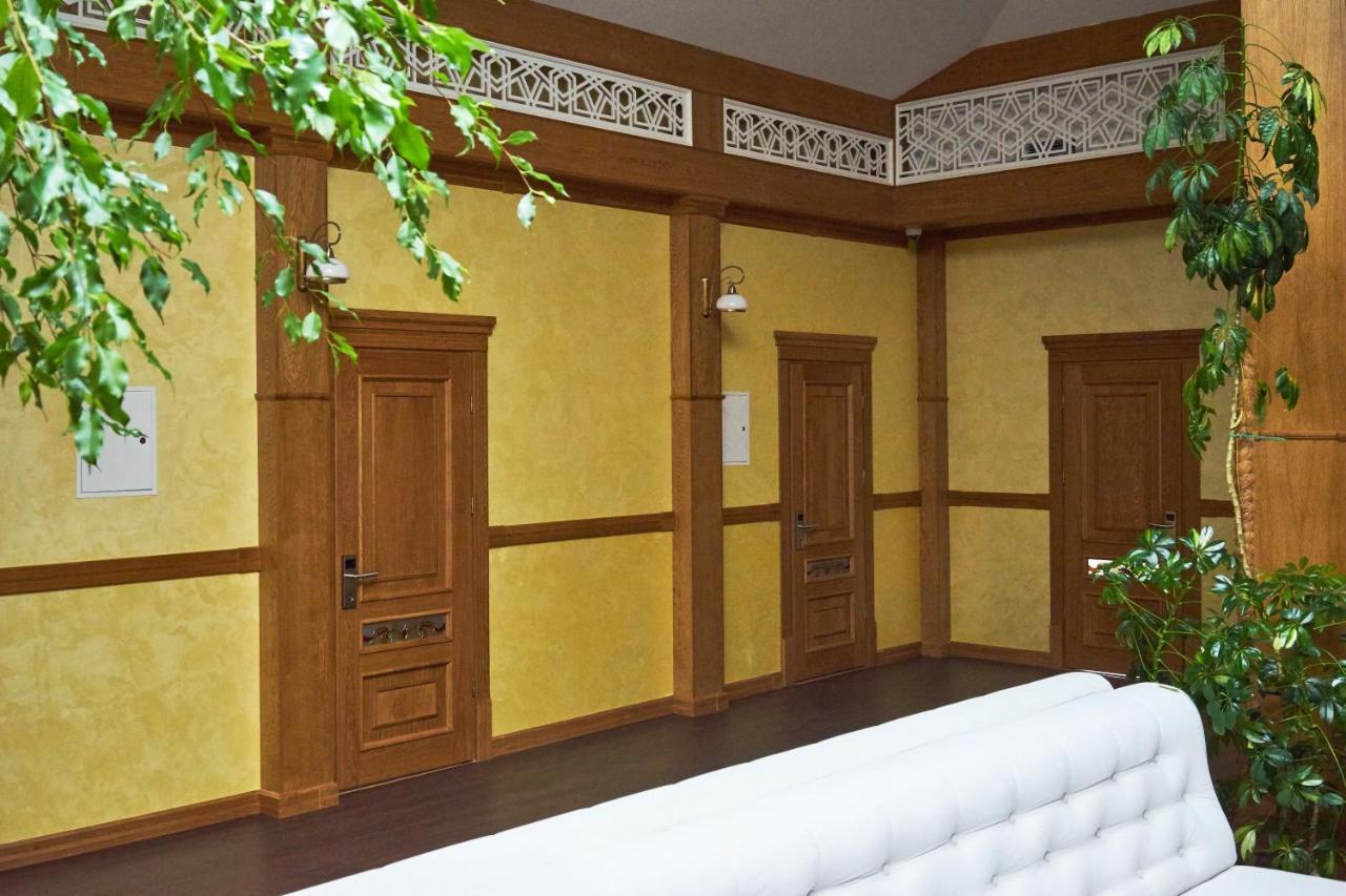 Hotel Східний Berezhany Exterior foto